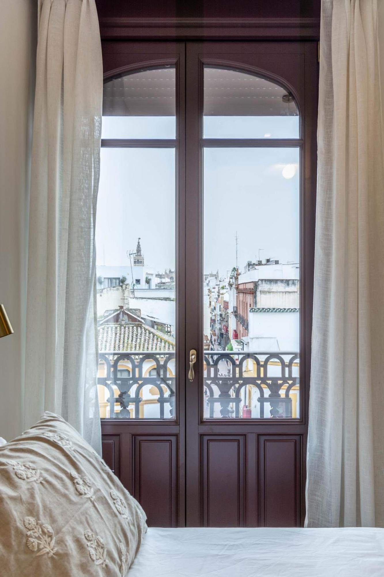 Betis Suites-La Campana Sewilla Zewnętrze zdjęcie